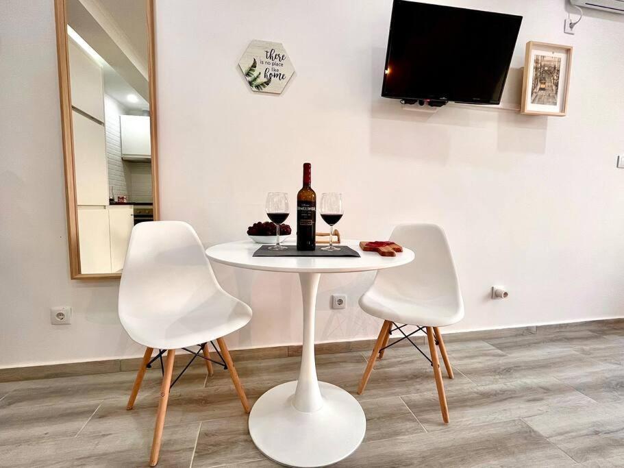 New-Romantic Studio Near The Beach! Paço de Arcos Extérieur photo