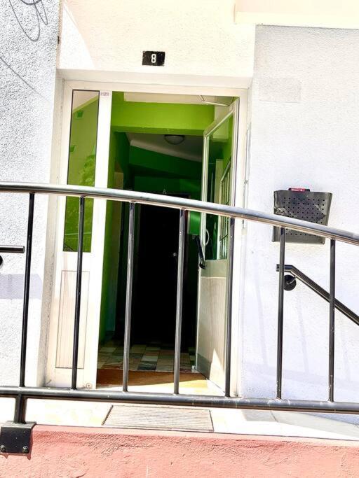 New-Romantic Studio Near The Beach! Paço de Arcos Extérieur photo
