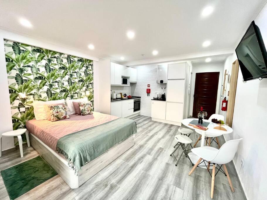 New-Romantic Studio Near The Beach! Paço de Arcos Extérieur photo